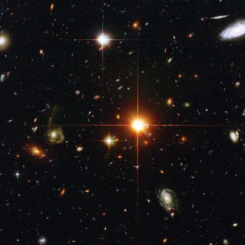 Галактики в дълбокия Космос