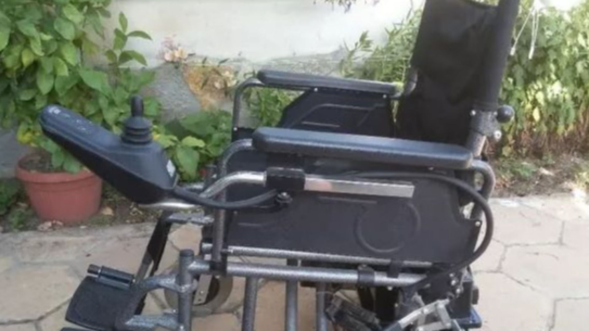 Сигнал за кражба на инвалидна количка са разследвали служители от