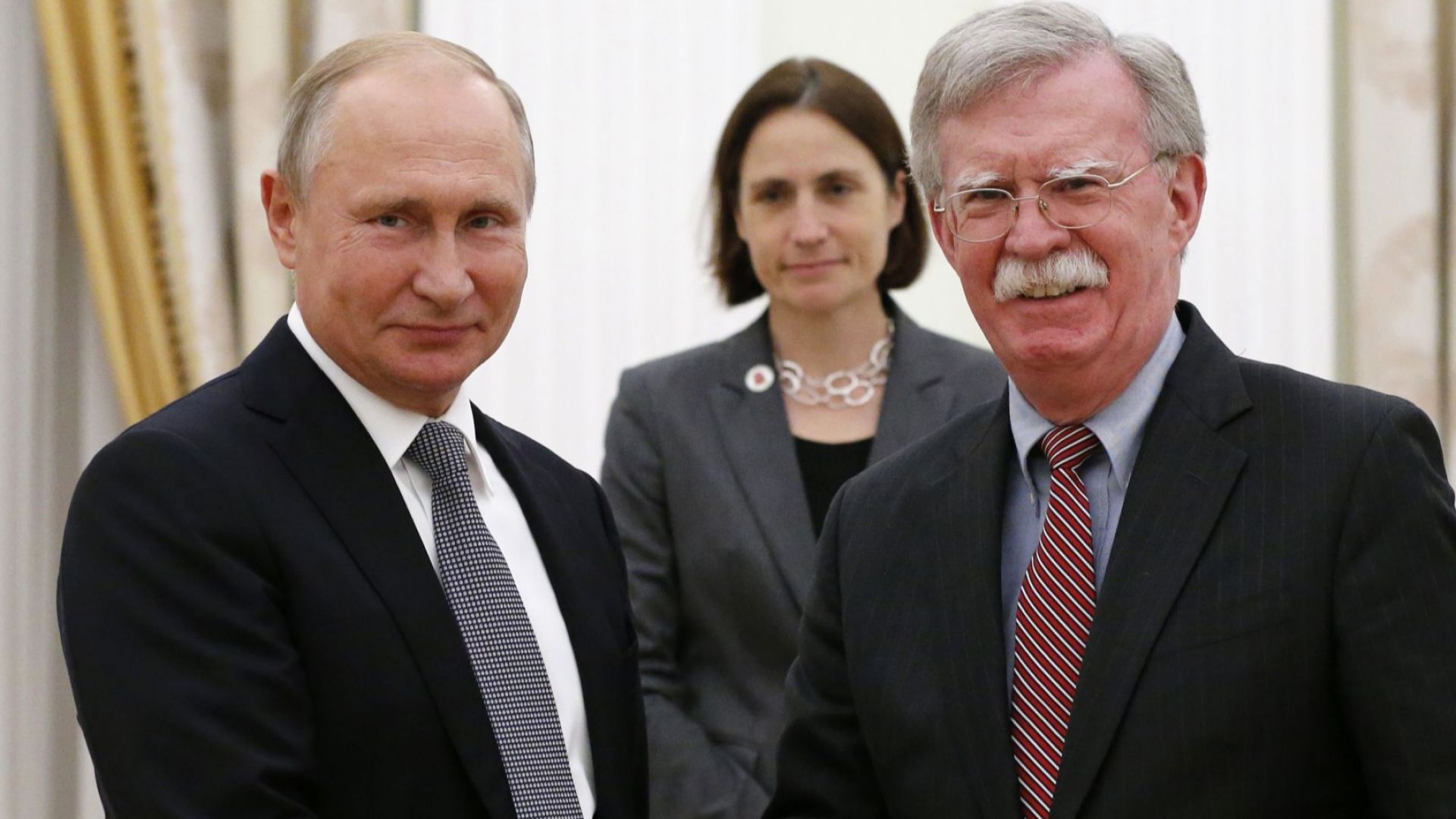 Руският президент Владимир Путин се пошегува с герба на САЩ