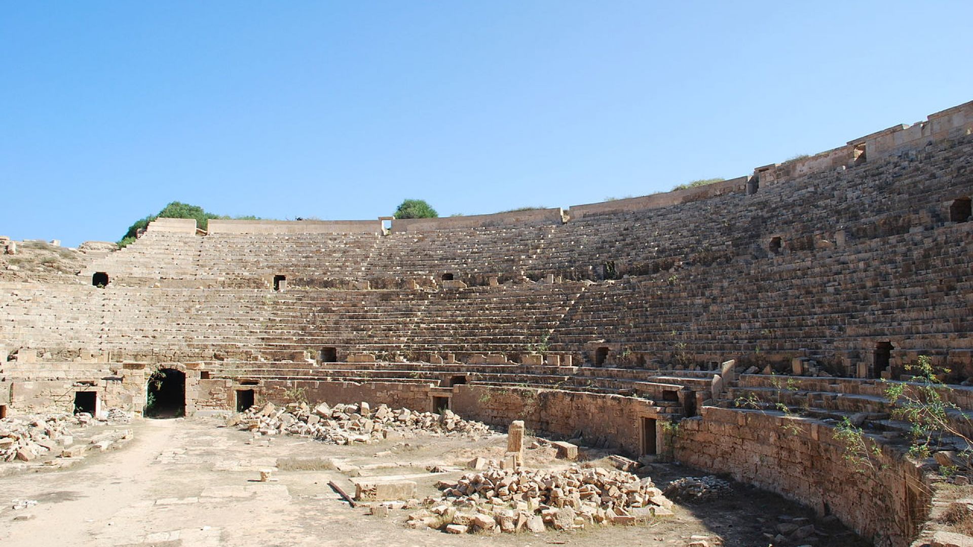 Графити покриват руините на Кирена в Източна Либия град