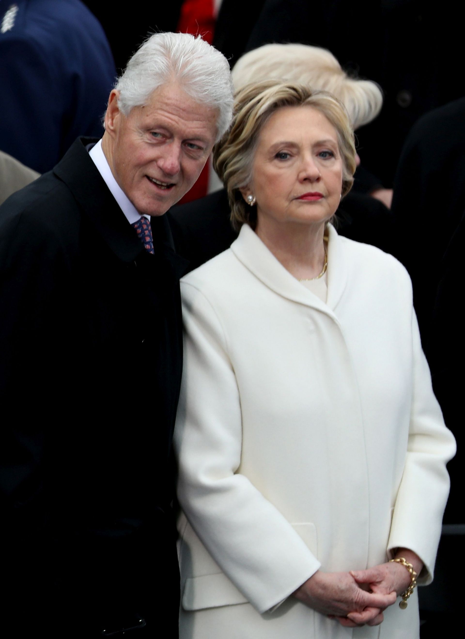 Няма информация дали Бил и Хилари Клинтън са били в дома си