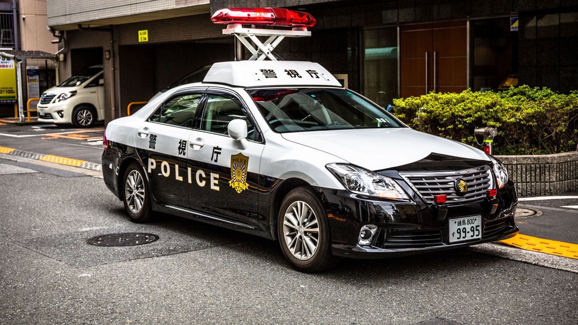 2 годишно момченце оцеля само със счупен крак след като падна