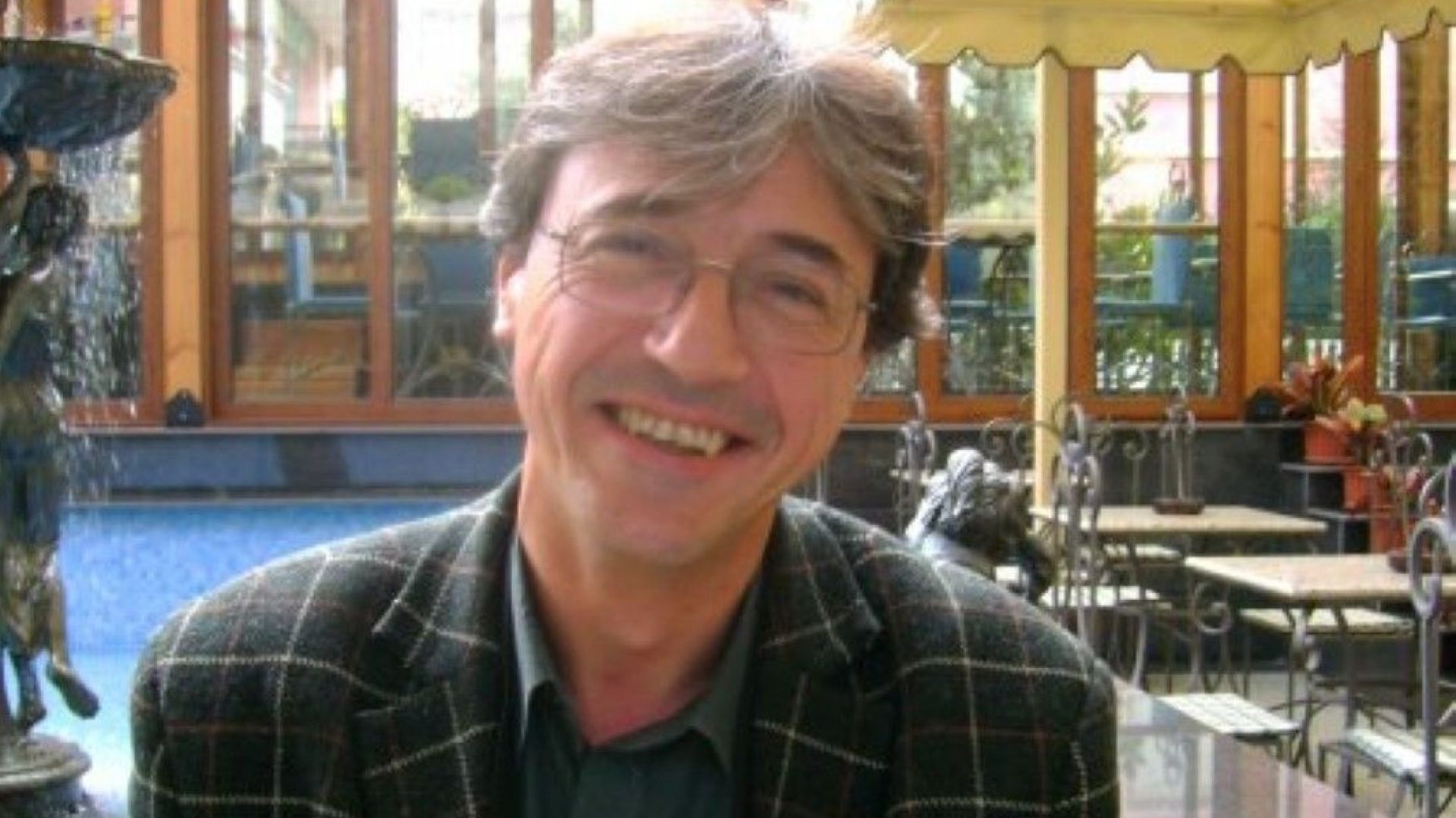 Ако коалицията се крепи на Валери Симеонов по добре да стане