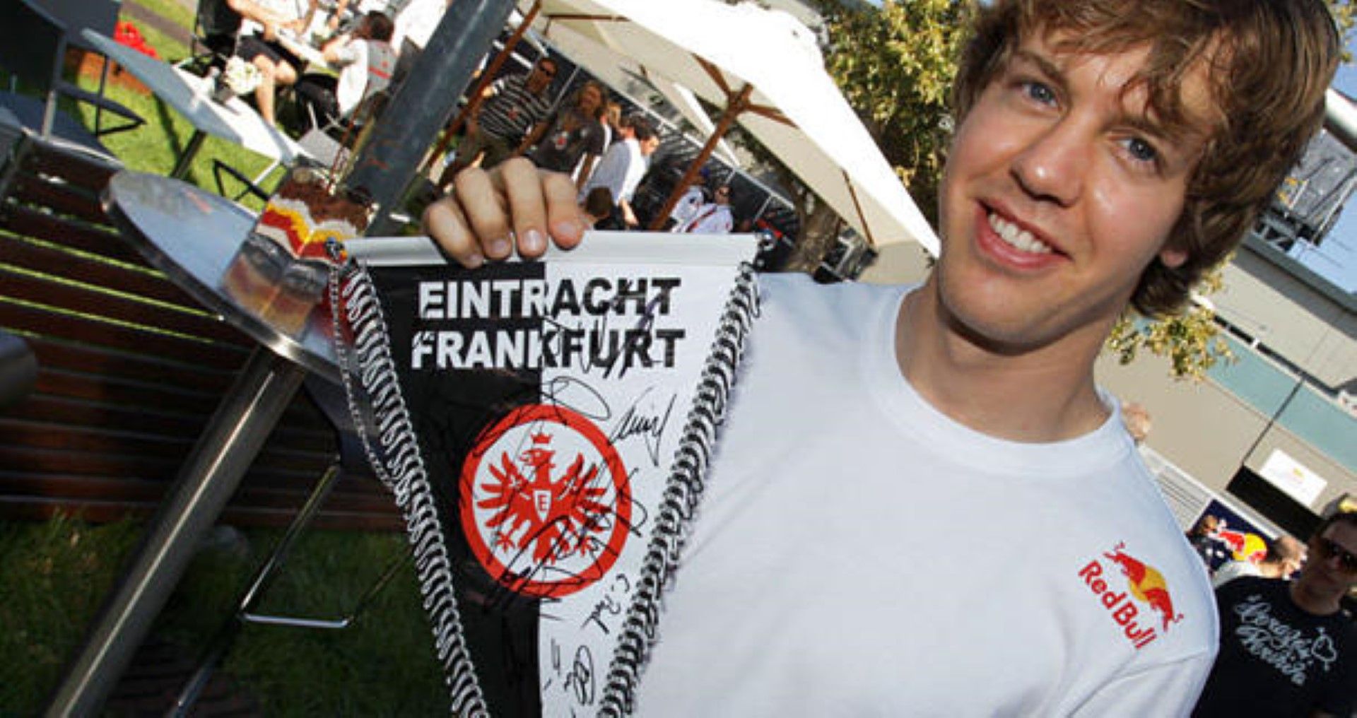 Четирикратният световен шампион Себастиан Фетел пък е фен на Айнтрахт Франкфурт