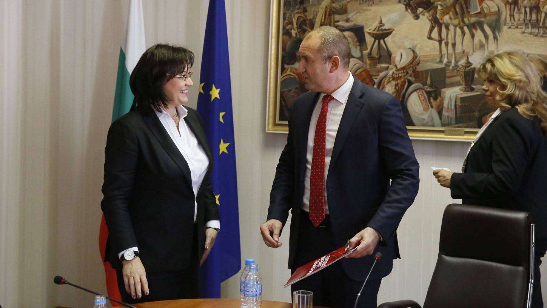 Президентът Румен Радев обсъди с лидера на Българската социалистическа партия