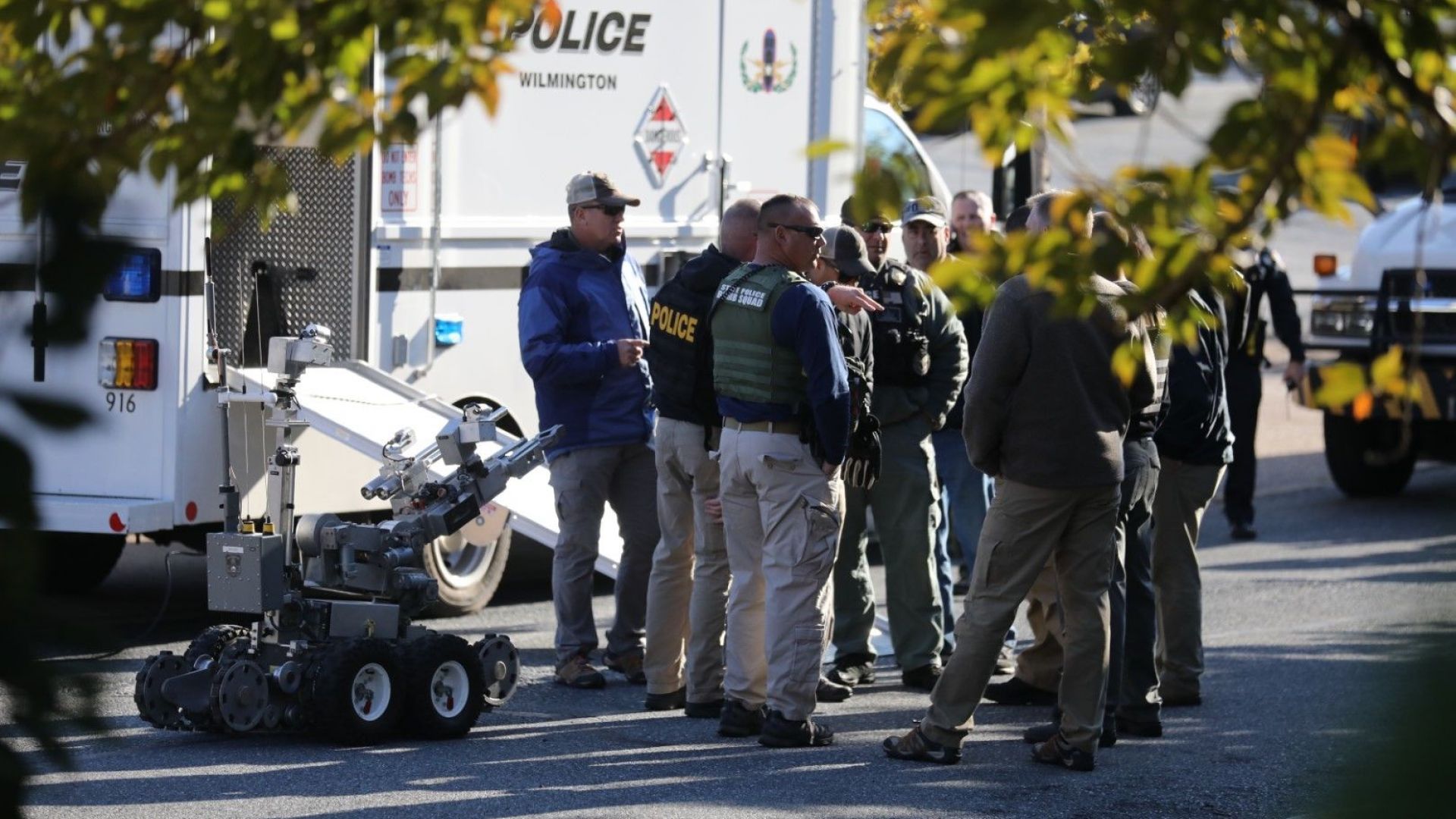 Първи заподозрян бе задържан днес във Флорида за изпращането на