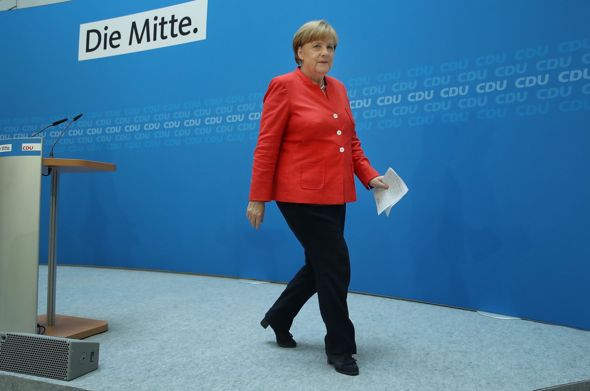 Меркел напуска лидерския пост в ХДС заради резултата от изборите в Хесен