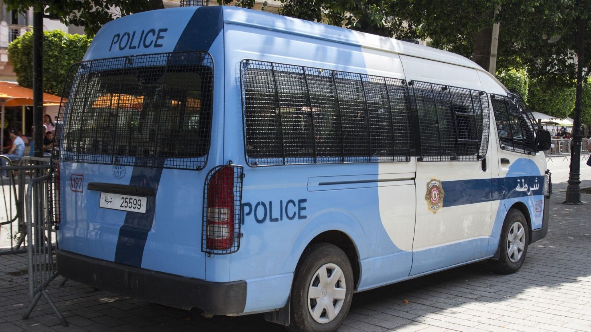 Девет души бяха ранени при експлозия в центъра на Тунис