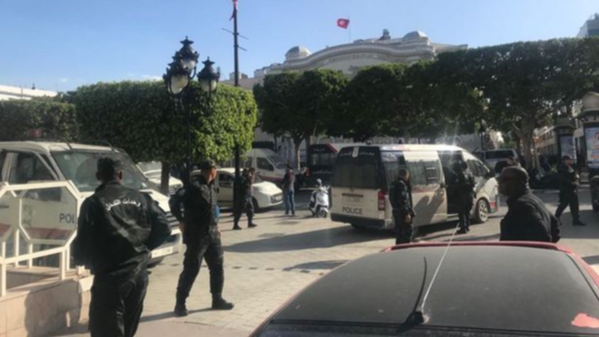 Жена се е взриви в центъра на Тунис
