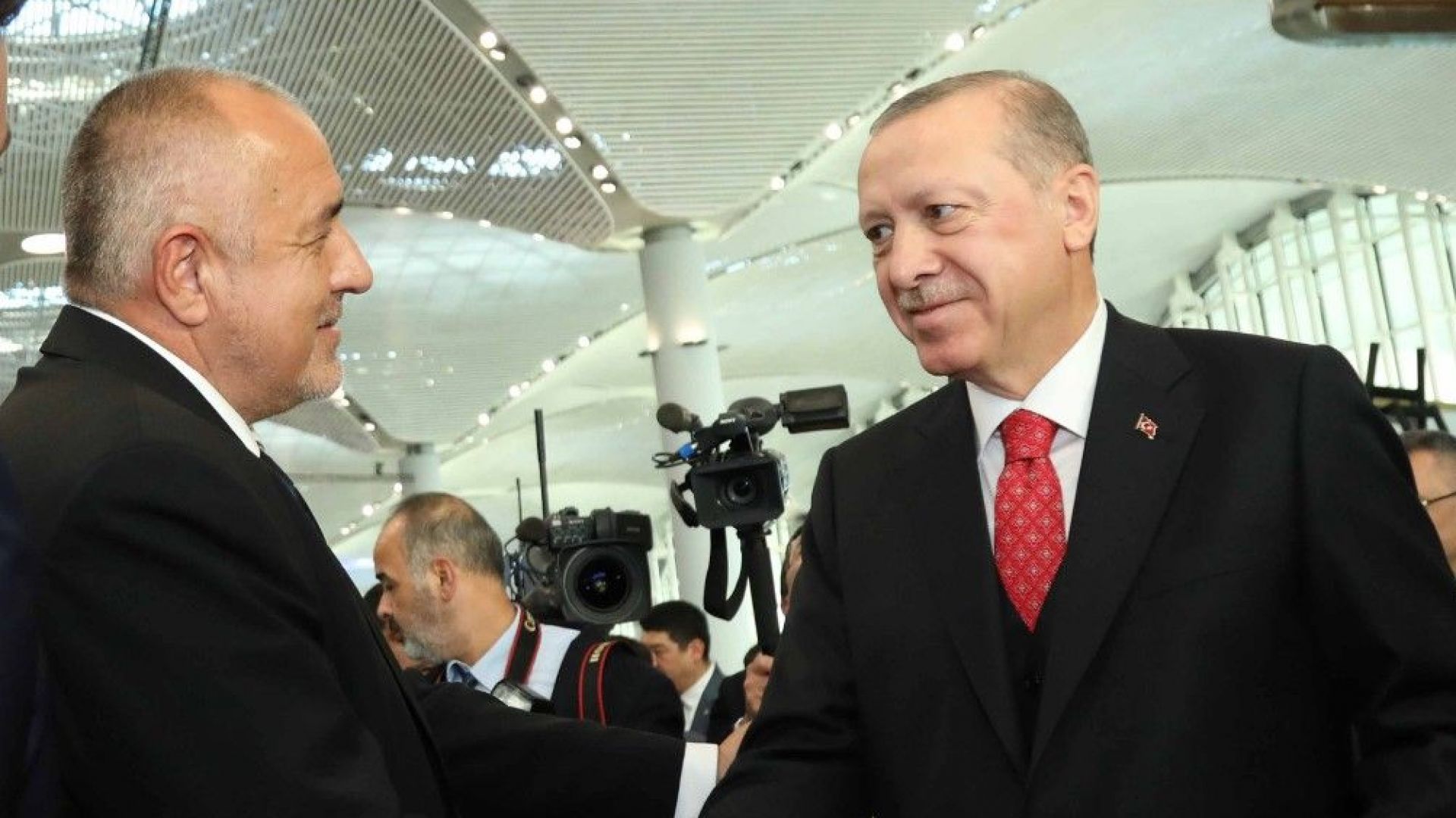 Турският президент Реджеп Тайип Ердоган откри днес в Истанбул ново