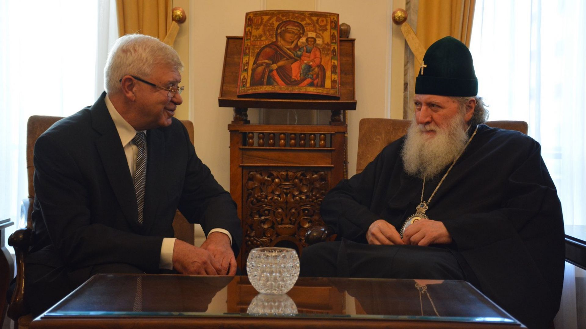 Министърът на здравеопазването Кирил Ананиев се срещна днес с Негово