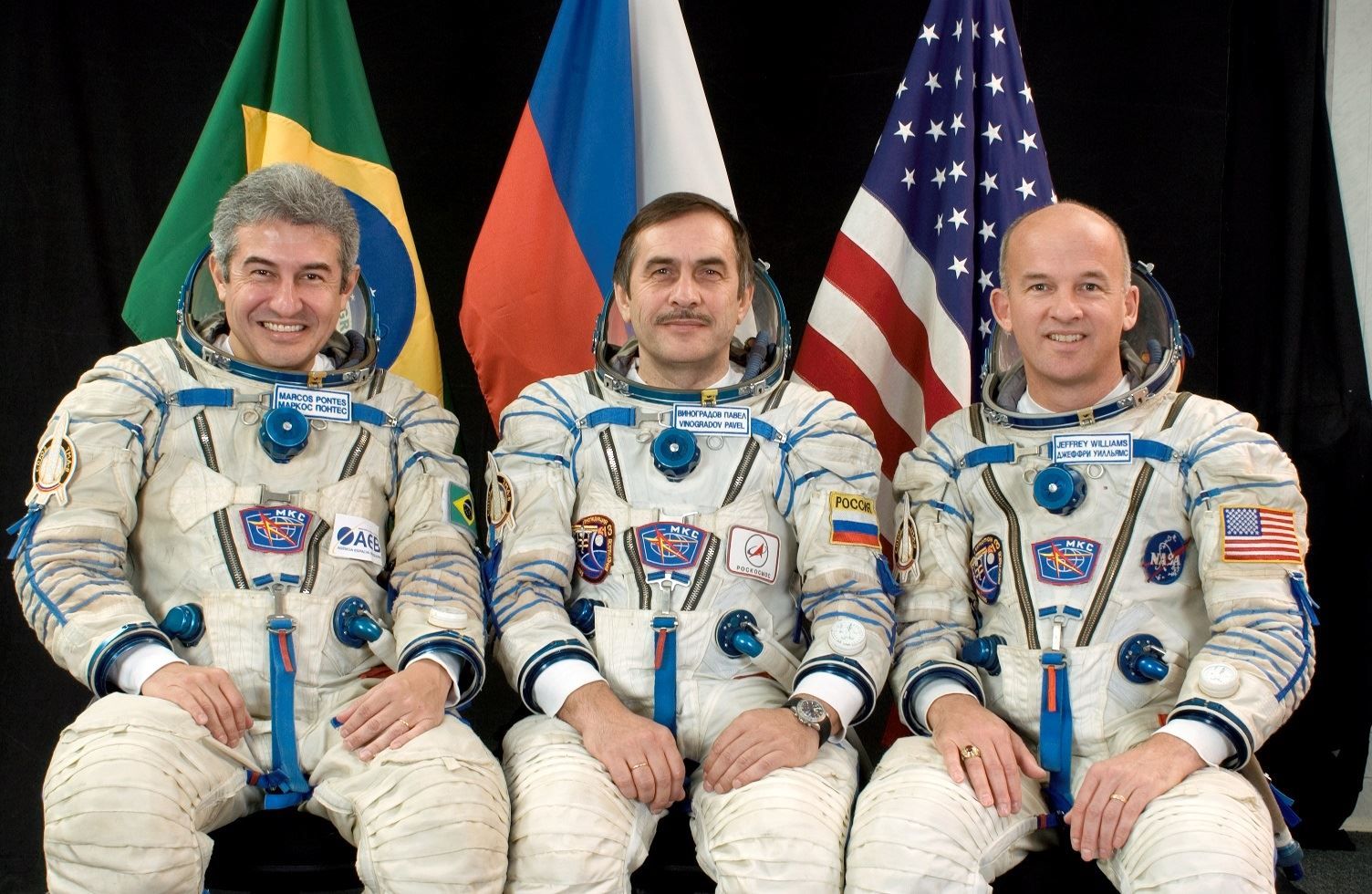 Маркос Понтис стана през 2006 г. първият бразилец в космоса на борда на кораб "Союз", с който стигна до МКС