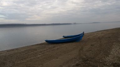 Нивото на река Дунав остава критично ниско