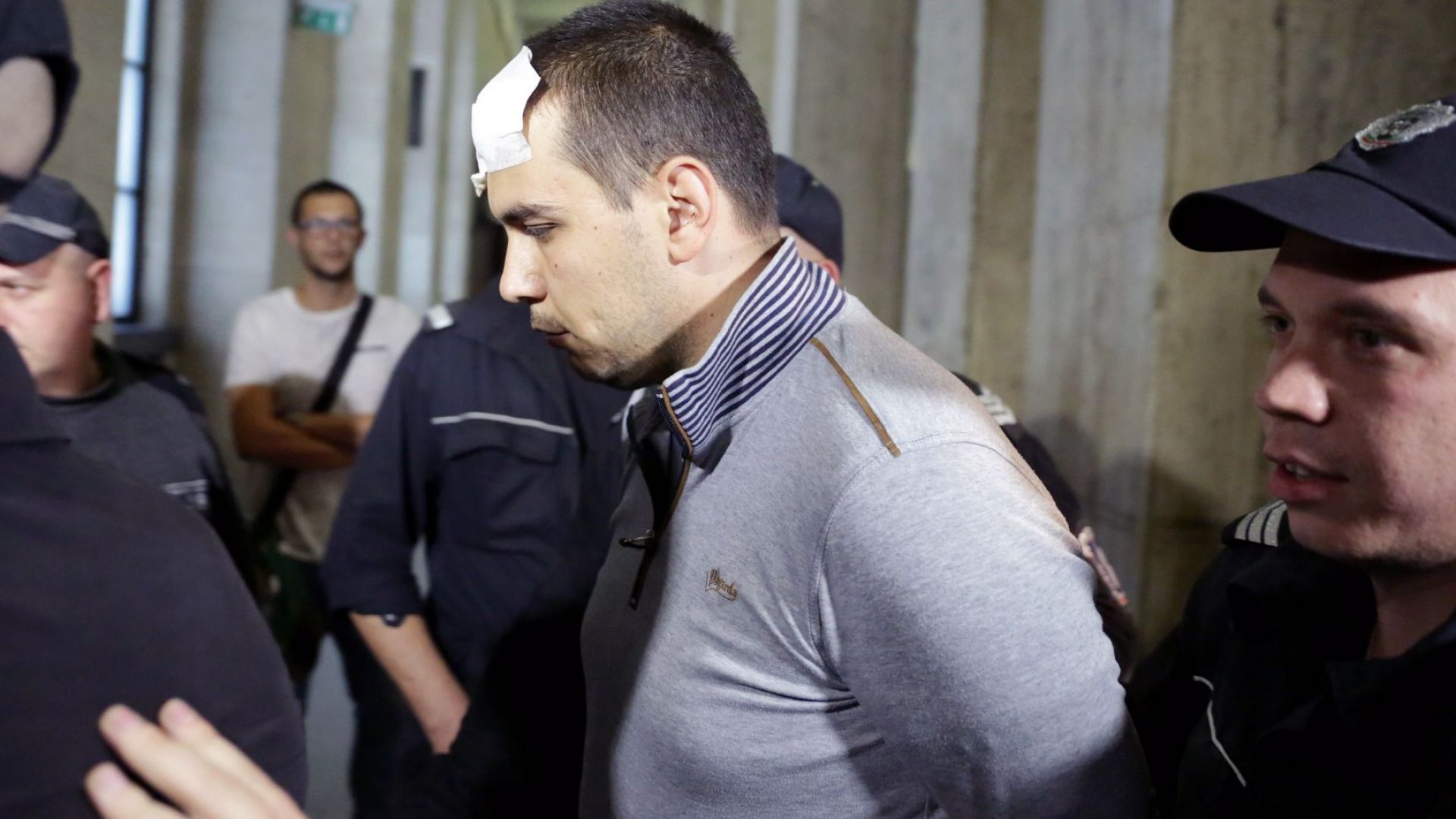 Софийският градски съд остави за постоянно в ареста 26-годишния Викторио