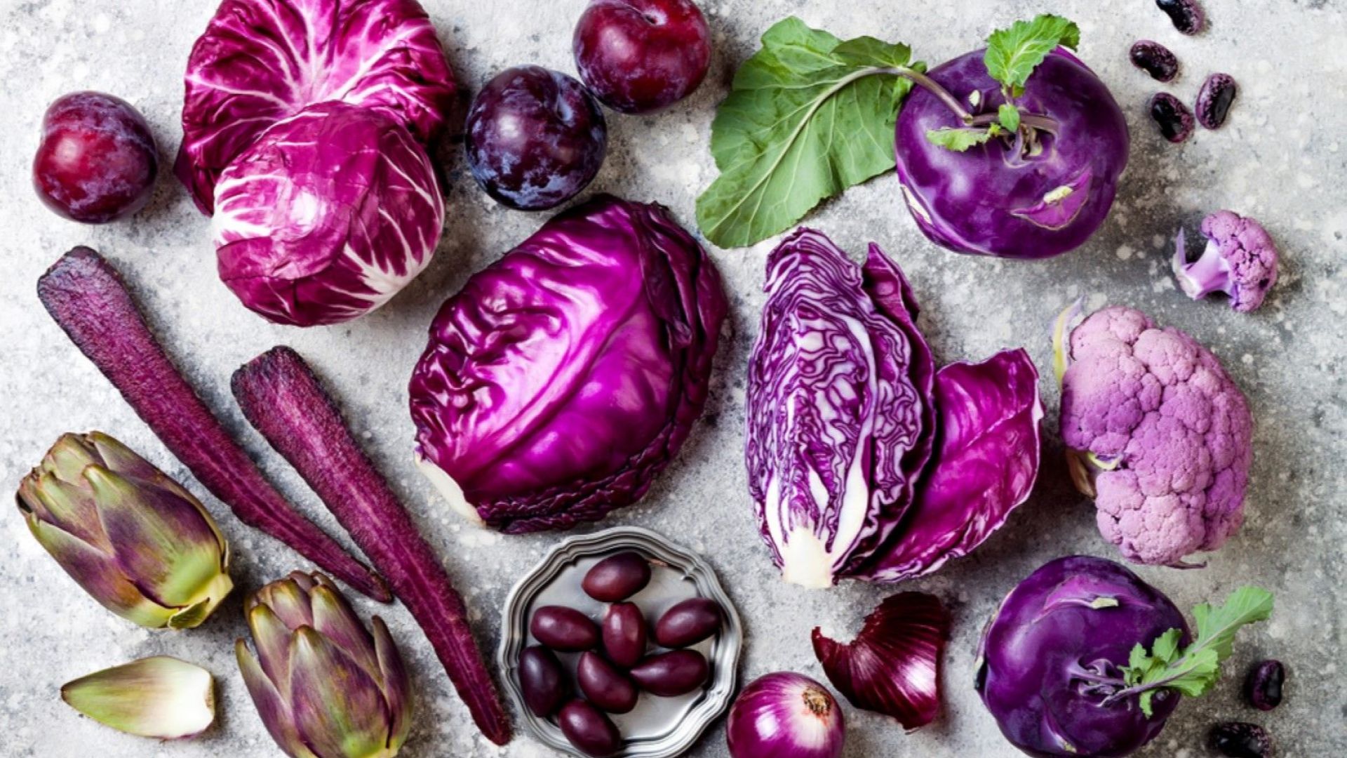 Пурпурните продукти дават енергия, сила и великолепно настроение през есента,