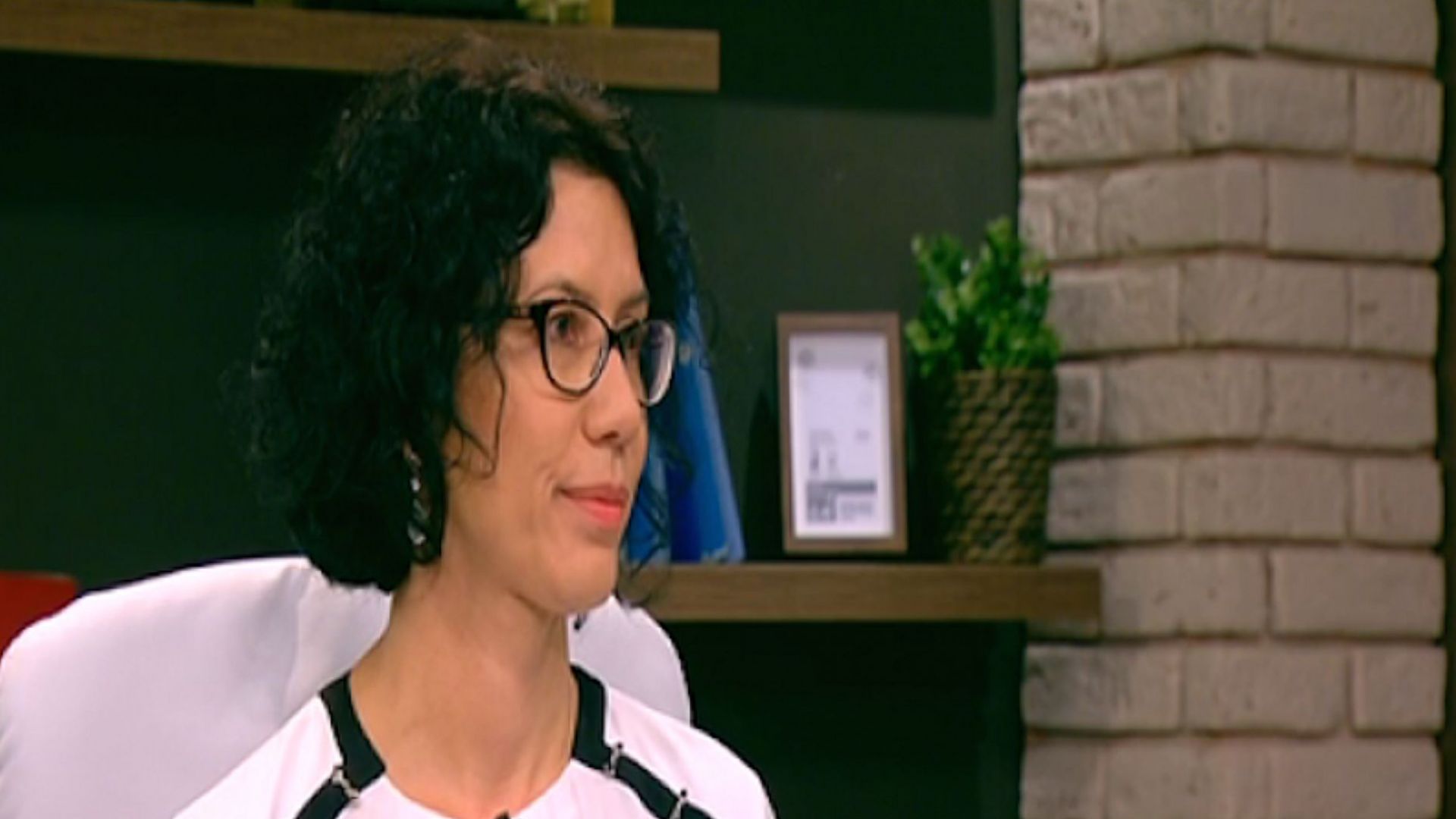 Имам доказателства че ВМРО и Красимир Каракачанов се издържат от