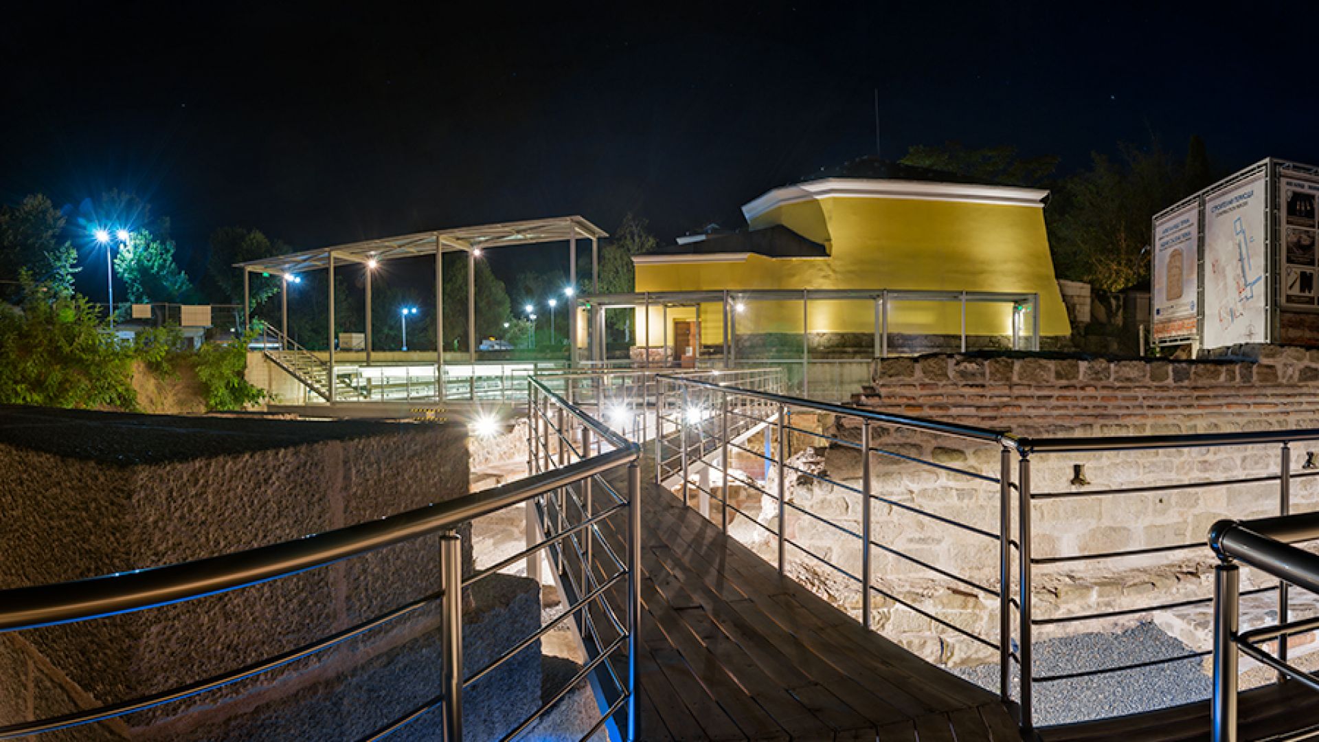 Уникален камък от времето на император Нерон ще бъде показан