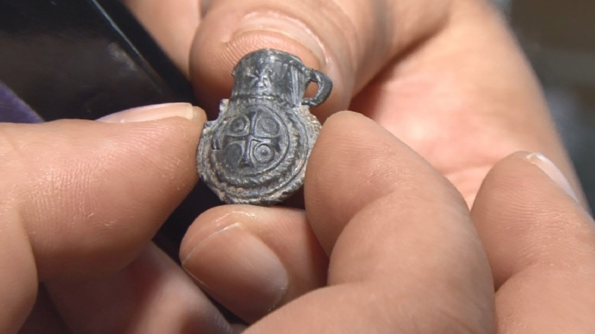 Ампула реликва на Св Йоан Богослов постави началото на