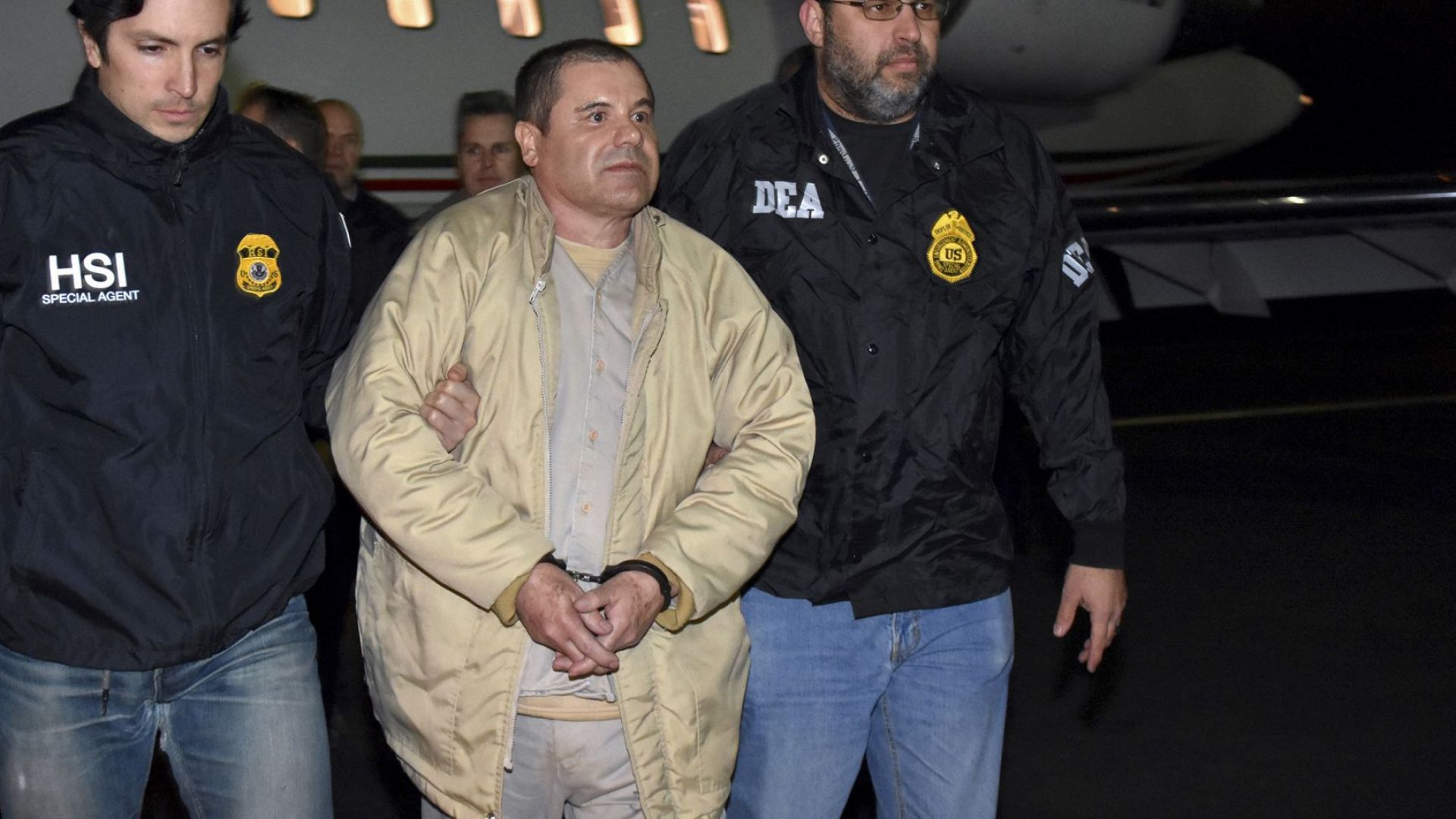 Мексиканският наркобос Хоакин Ел Чапо Гусман бе осъден днес на