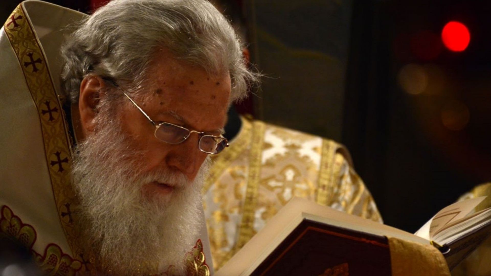 Комисията за конфликта между Руската и Украинската църква към Светия