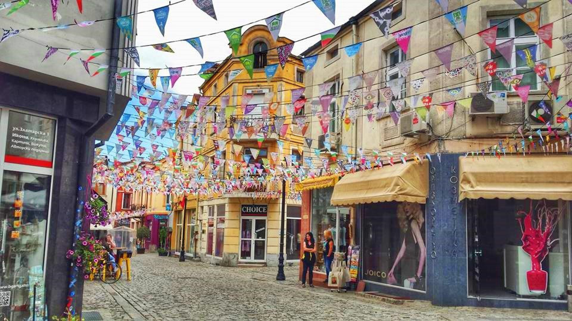 Кметът на Пловдив Иван Тотев заяви че общината ще постави