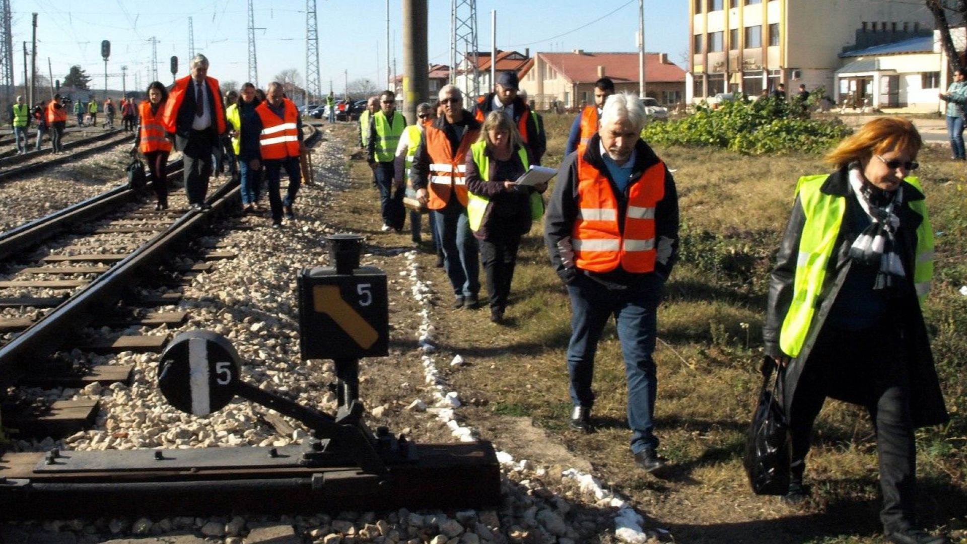 Волтова дъга може да е предизвикала взрива на газ при