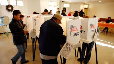 Загадъчният вот на латиносите в САЩ