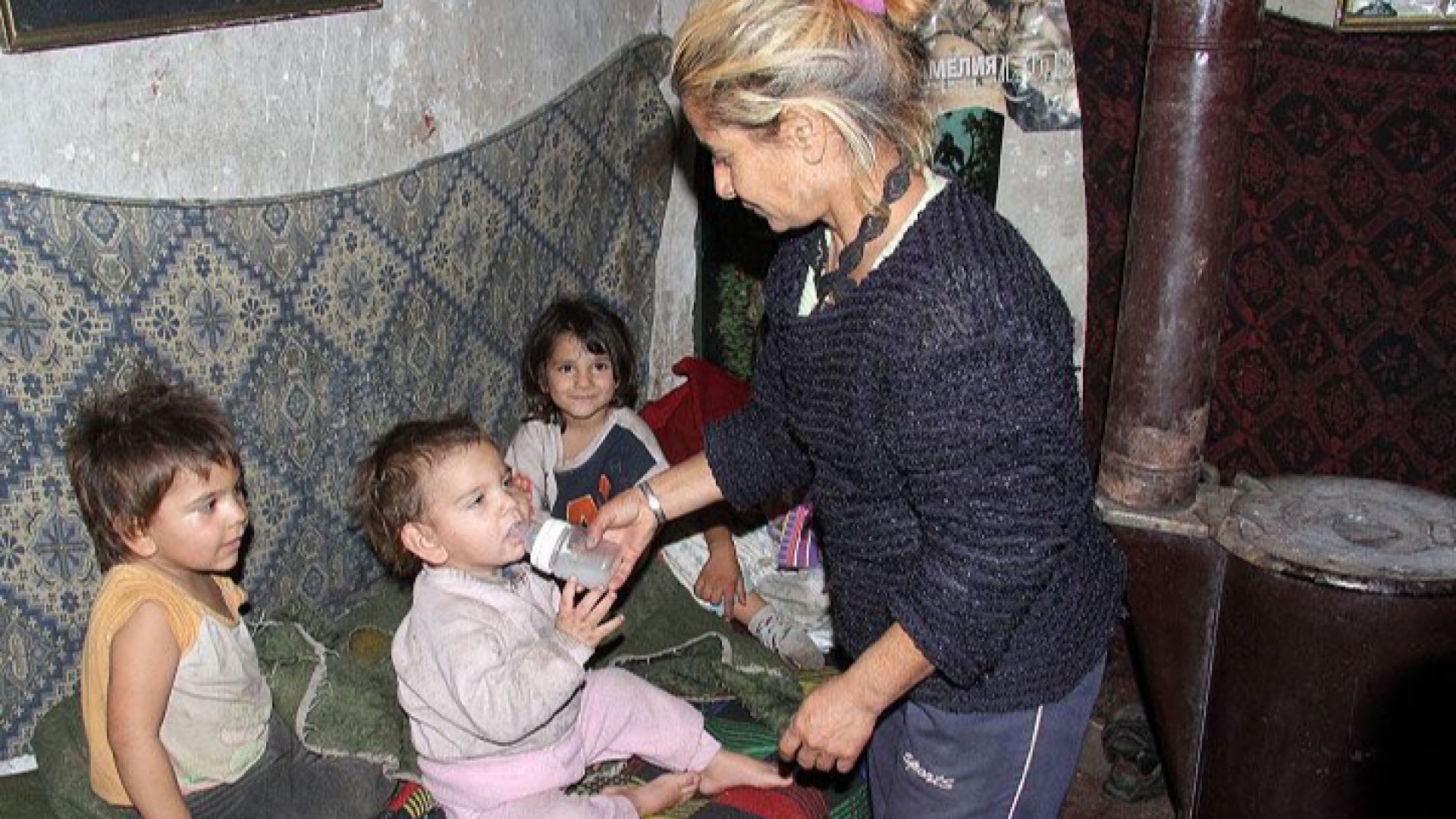 Четирите деца от семейството на Николай и Кирилка Георгиеви в