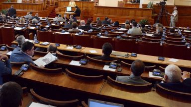 Парламентът за пореден път отхвърли президентско вето 