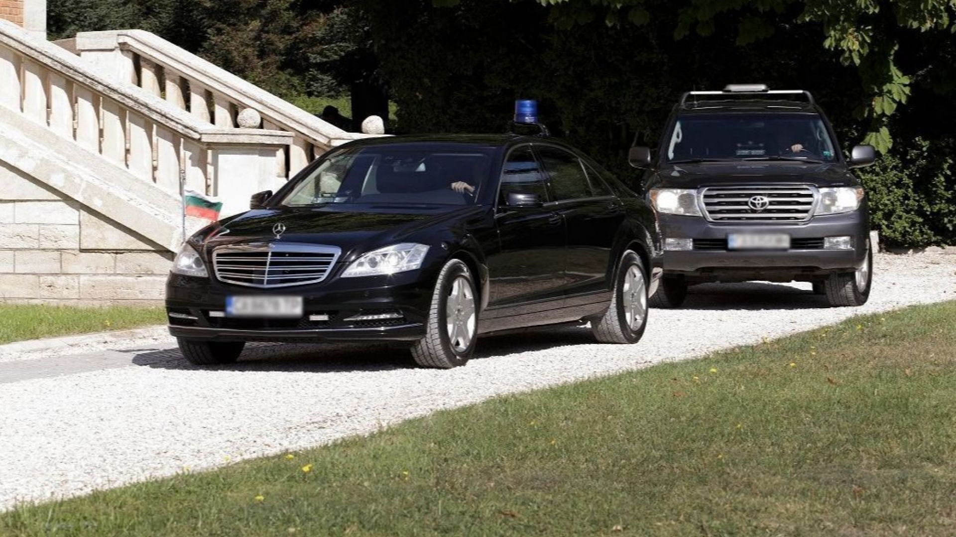 Състоянието на 14 годишното момче което снощи беше блъснато от кола