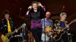 The Rolling Stones подновяват турнето си след операцията на Джагър