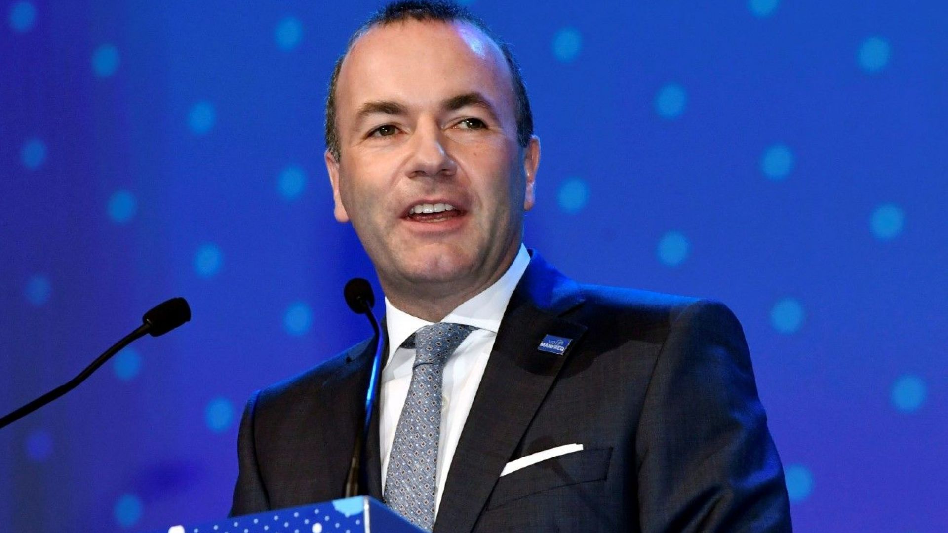 Виж още Борисов подкрепи Вебер за шеф на ЕК но