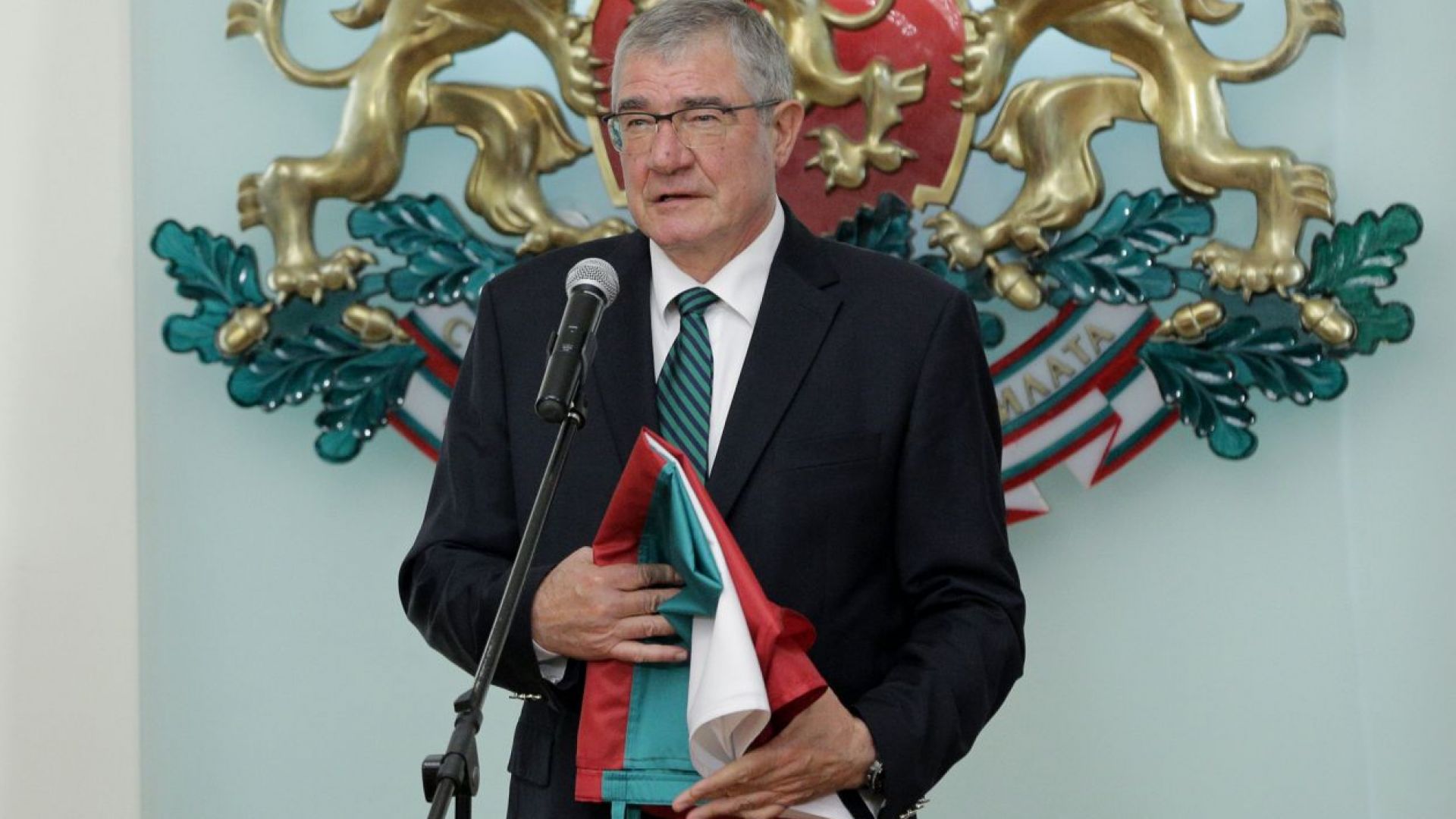 На 9 ноември 2018 г към Южния полюс потегля 27 та