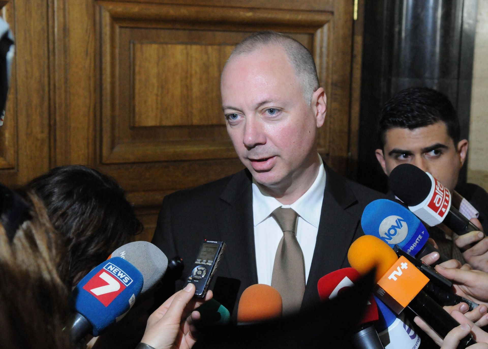 Росен Желязков заяви, че бил уверен, че проблеми в БДЖ няма
