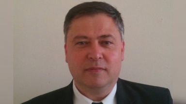  Министър Вълчев уволнява ректора на ТУ-Варна за плагиатство 