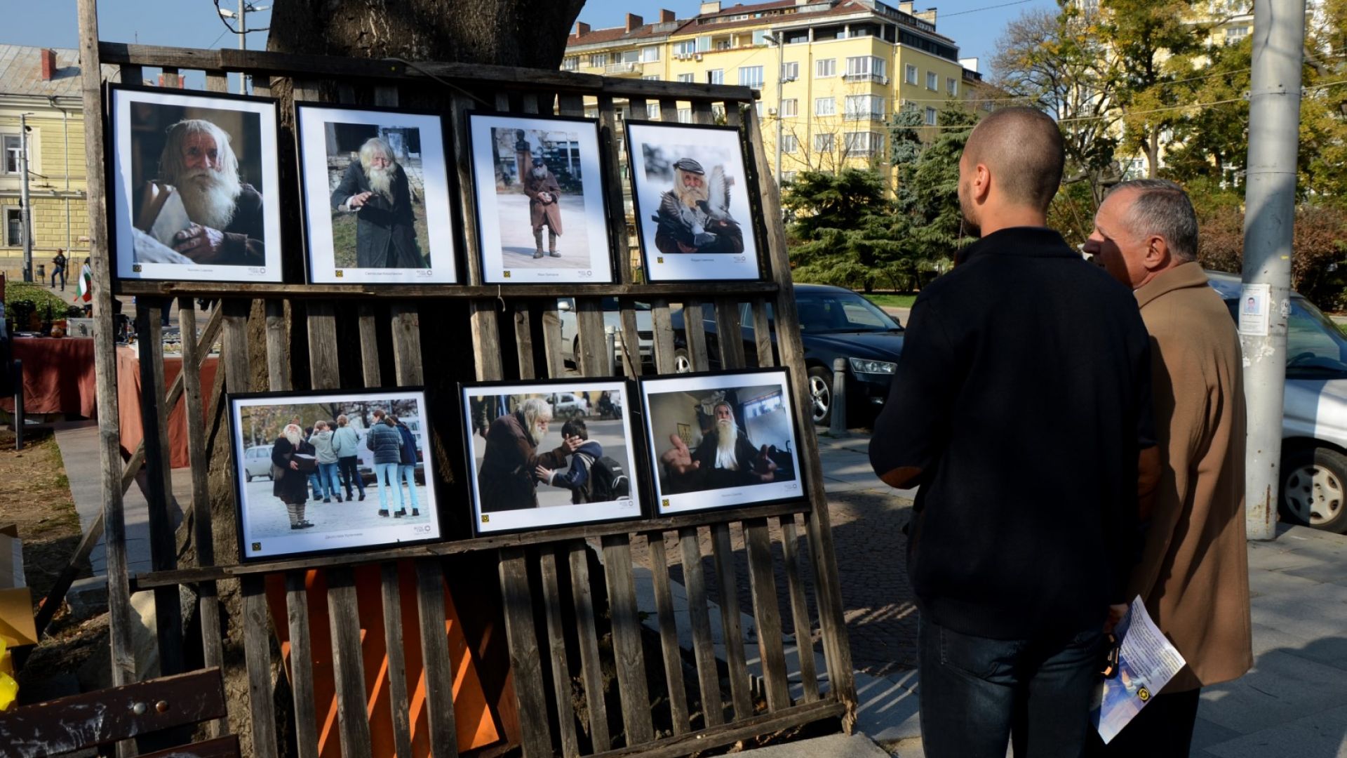 Благотворителна изложба със снимки запечатали образа на Дядо Добри наричан