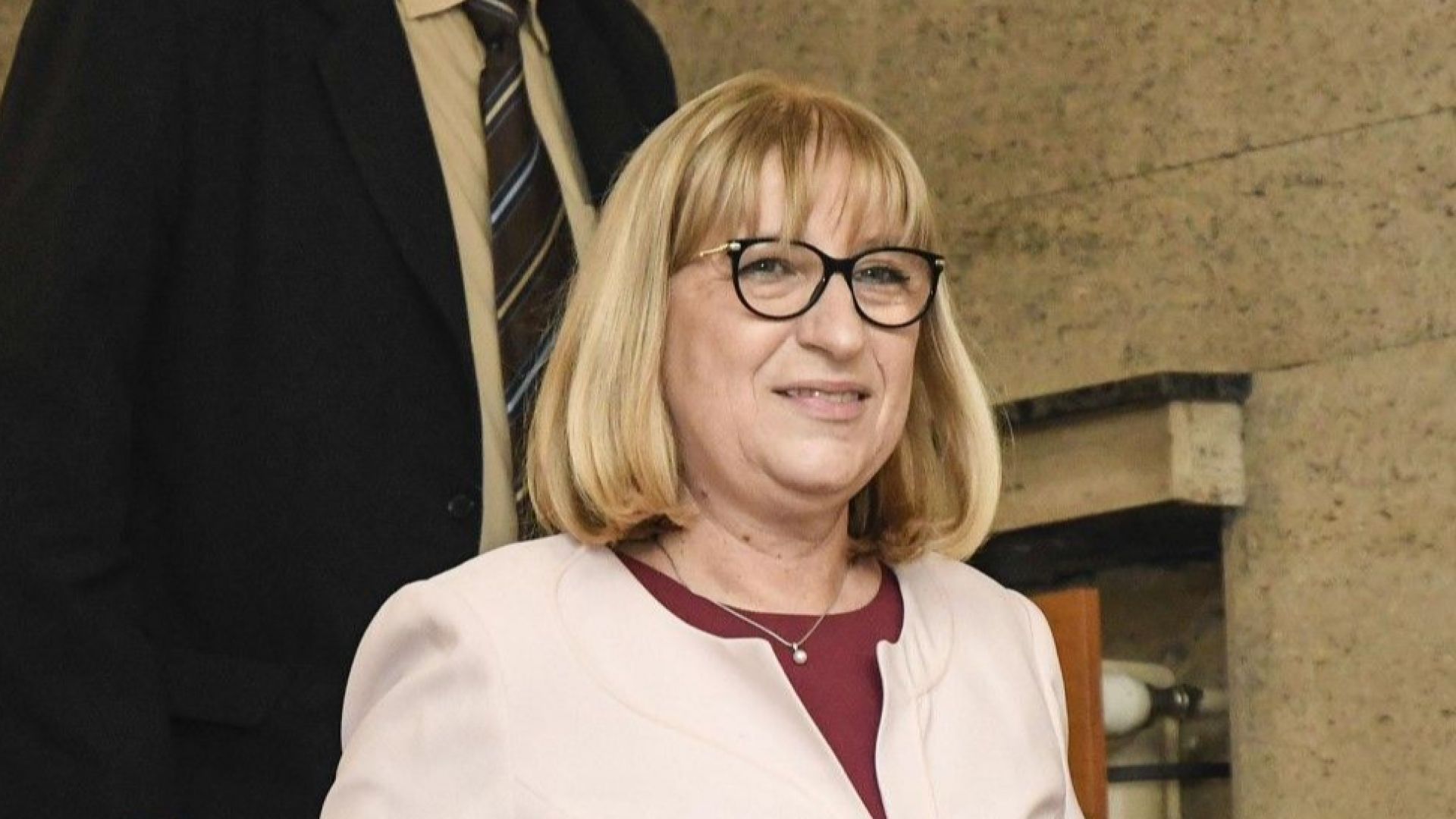 Близо 600 000 лева си разпределили за бонуси малко над