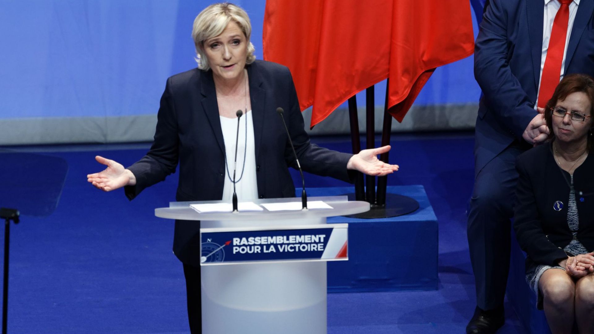 Лидерът на френската крайна десница Марин Льо Пен ще посети