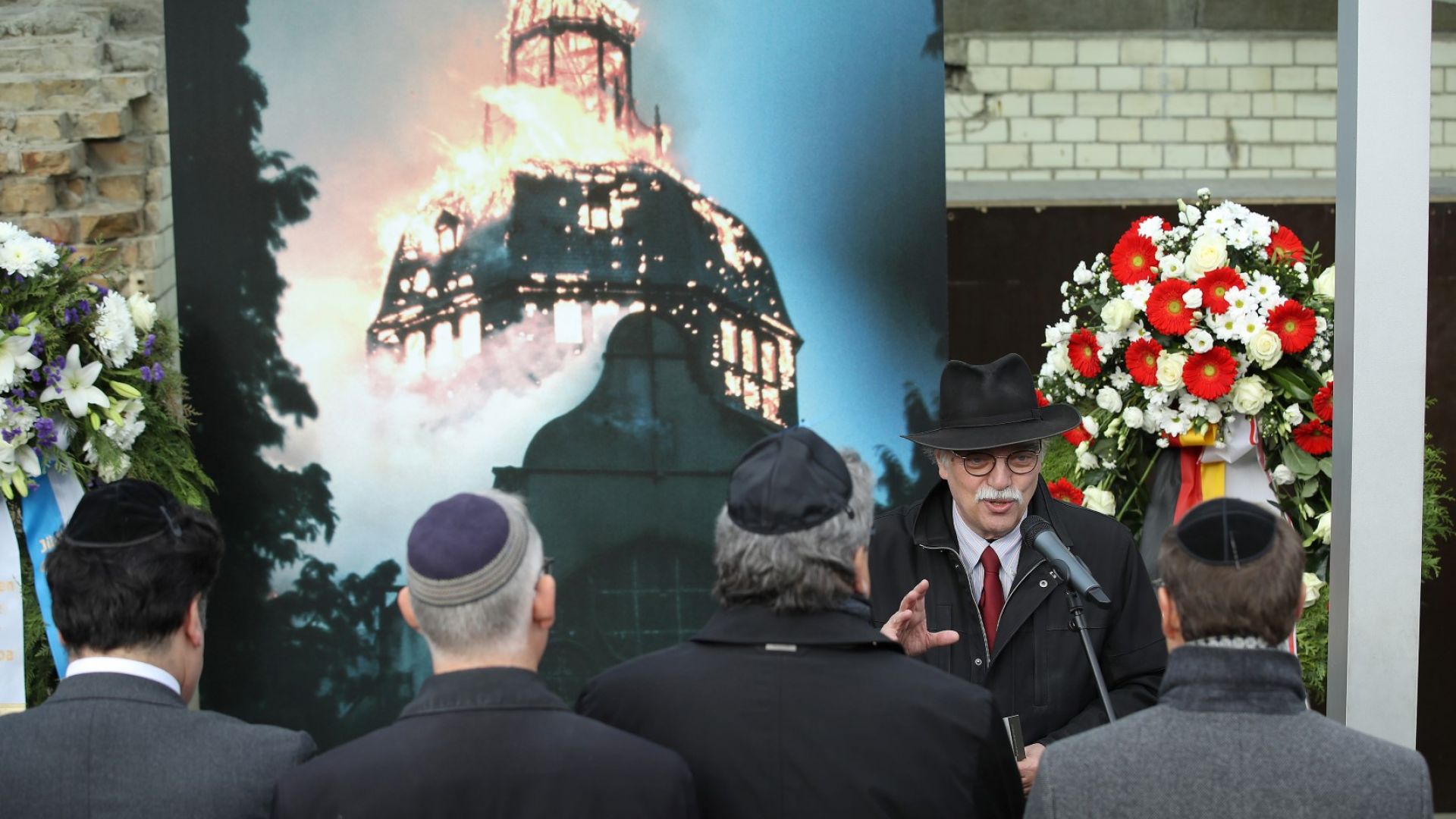 Преди точно 80 години в нощта на 9 срещу