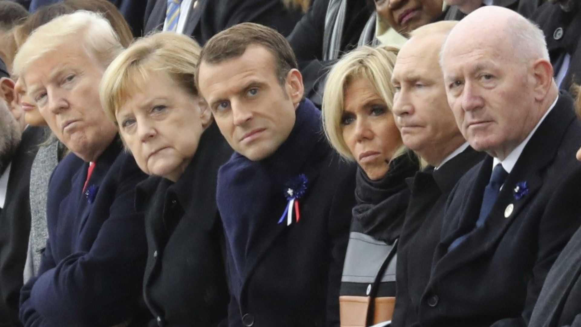 72 ма световни лидери се събраха при Триумфалната арка в Париж