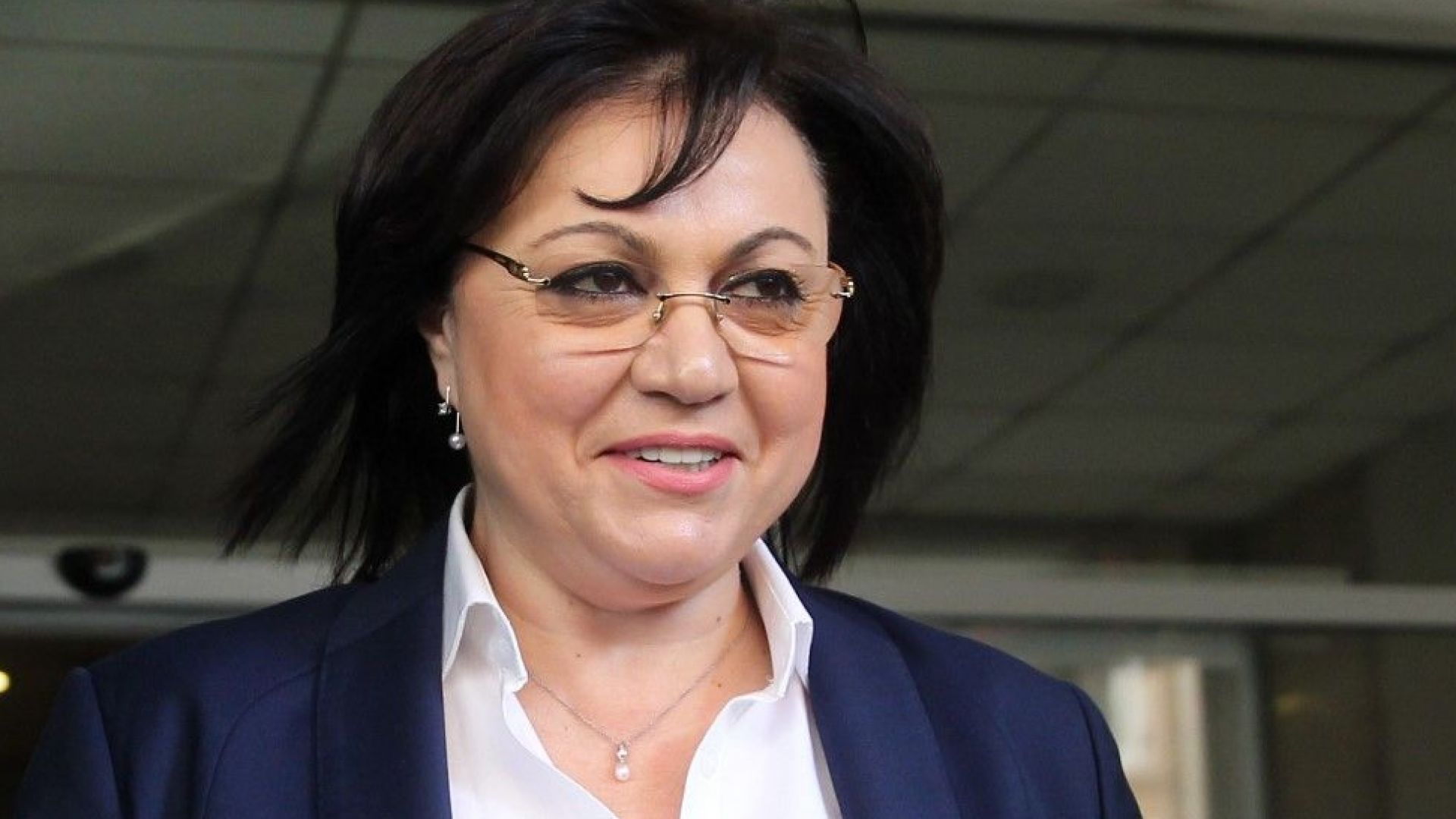 Пленумът на БСП бламира лидера на партията Корнелия Нинова по