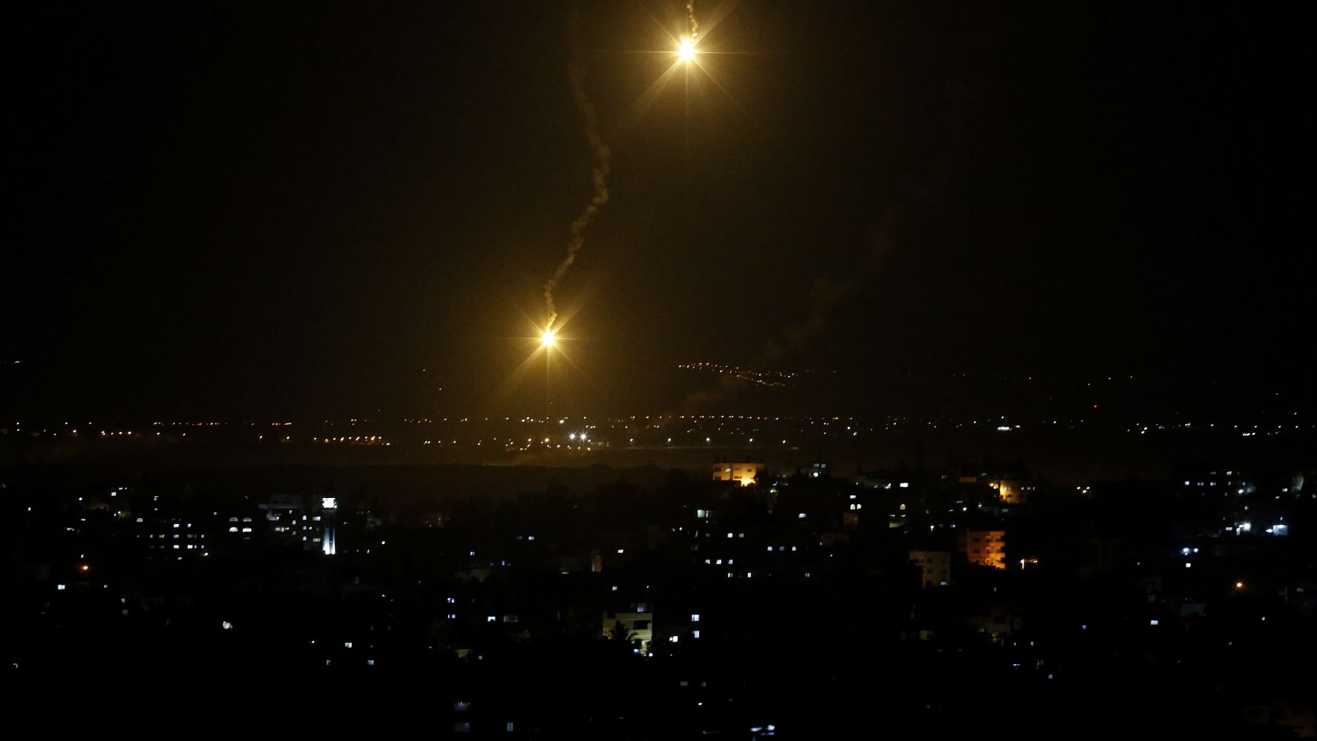 Израел изпрати днес изтребители над ивицата Газа в отговор на