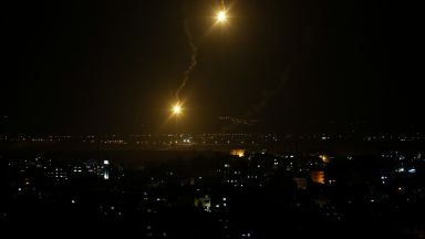 Израел прати изтребители над Газа в отговор на палестинските ракети