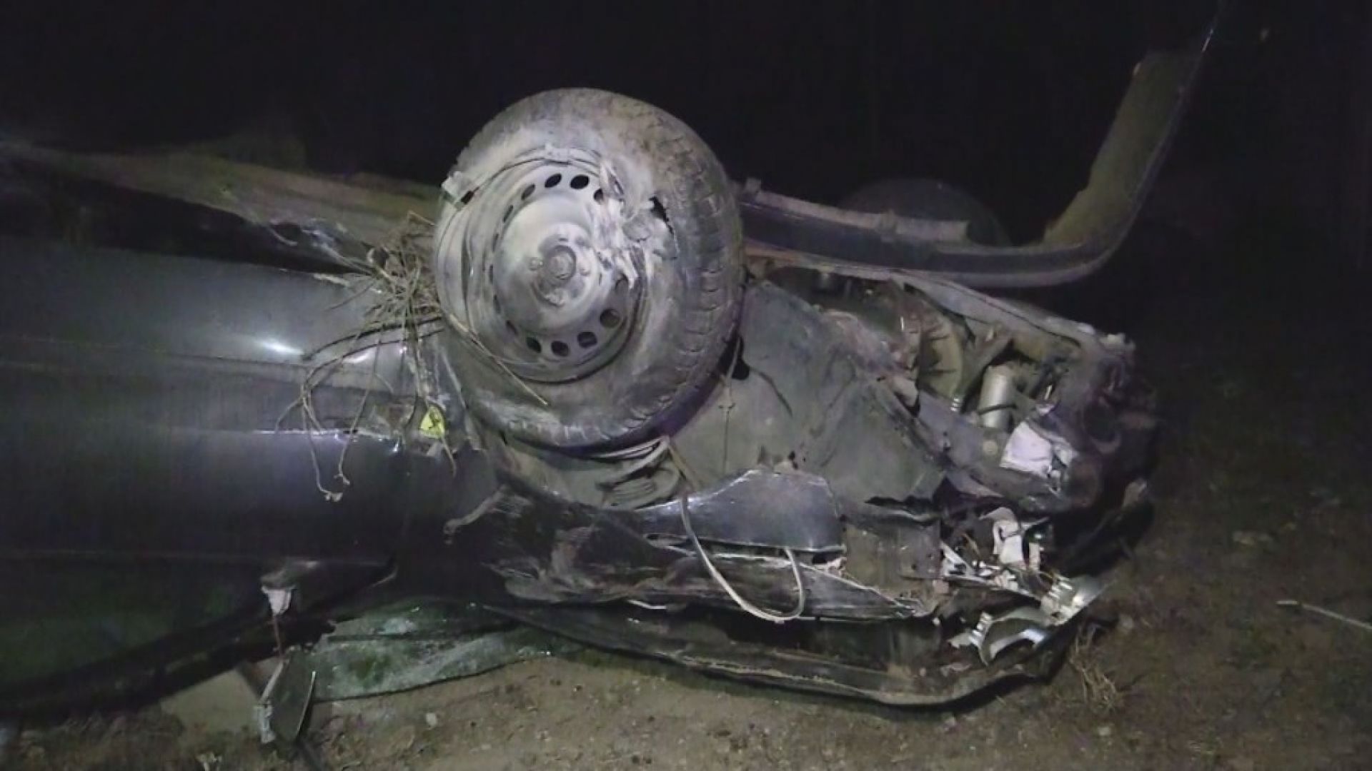 28 годишна бременна жена се блъсна с автомобила си във внезапно