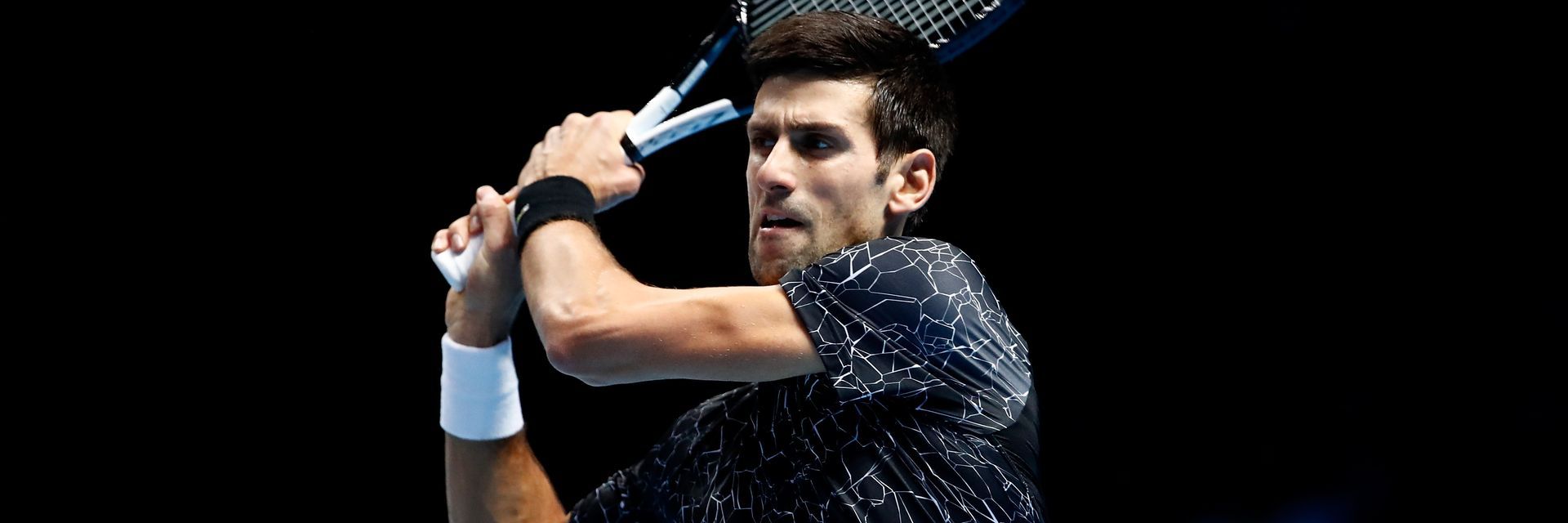 Подкрепян от Роналдо, Джокович показа защо е големият фаворит в Лондон