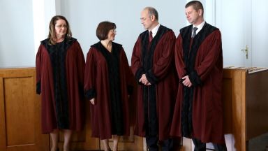 Пленумът на Върховния касационен съд ВКС отправи искане до Конституционния съд