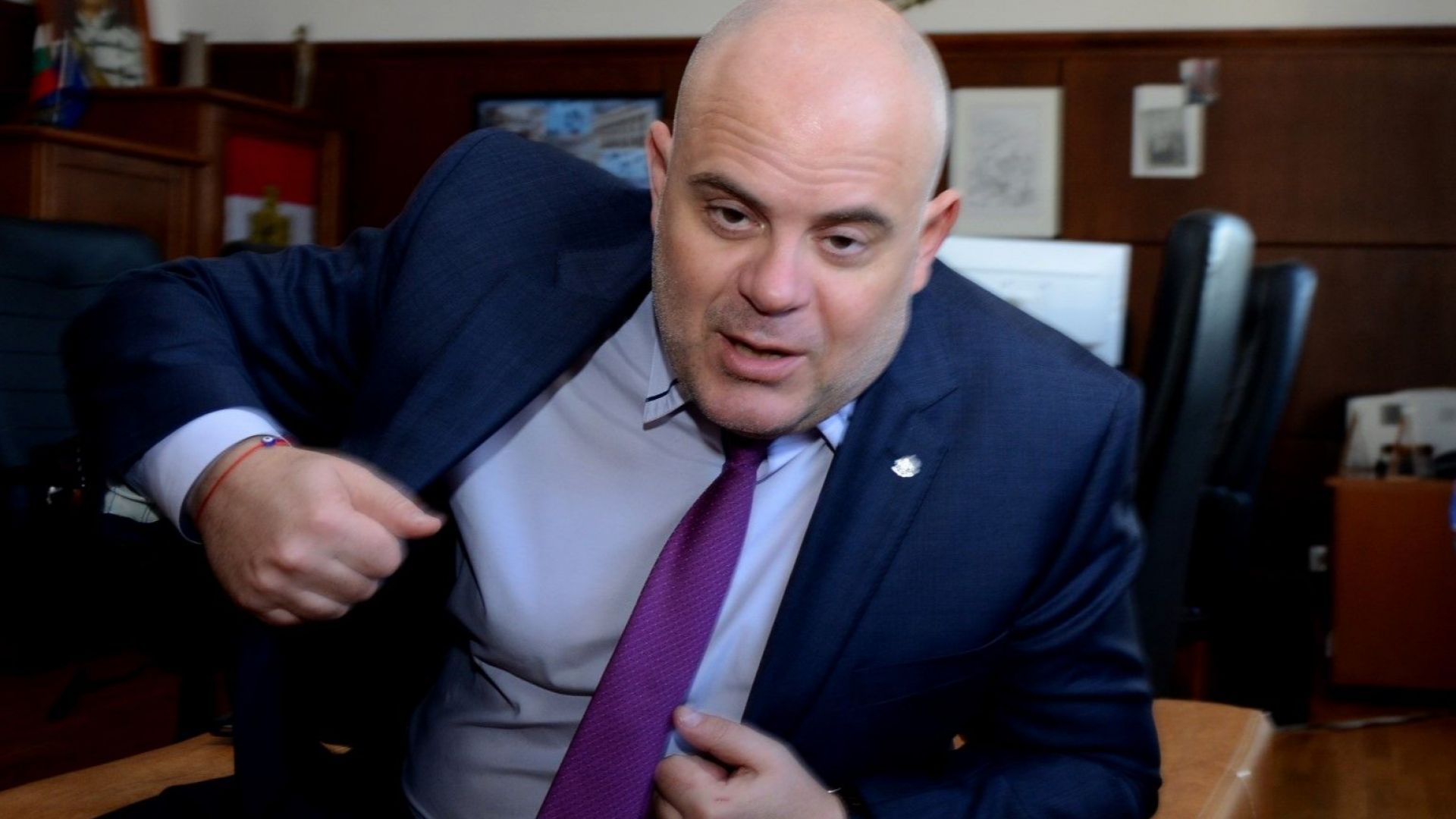 Ромският активист Христо Николов е подал жалба срещу зам главния