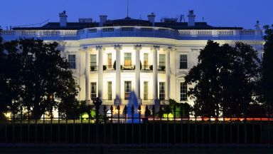 Белият дом обяви, че Русия е обещала да не се меси в американските избори
