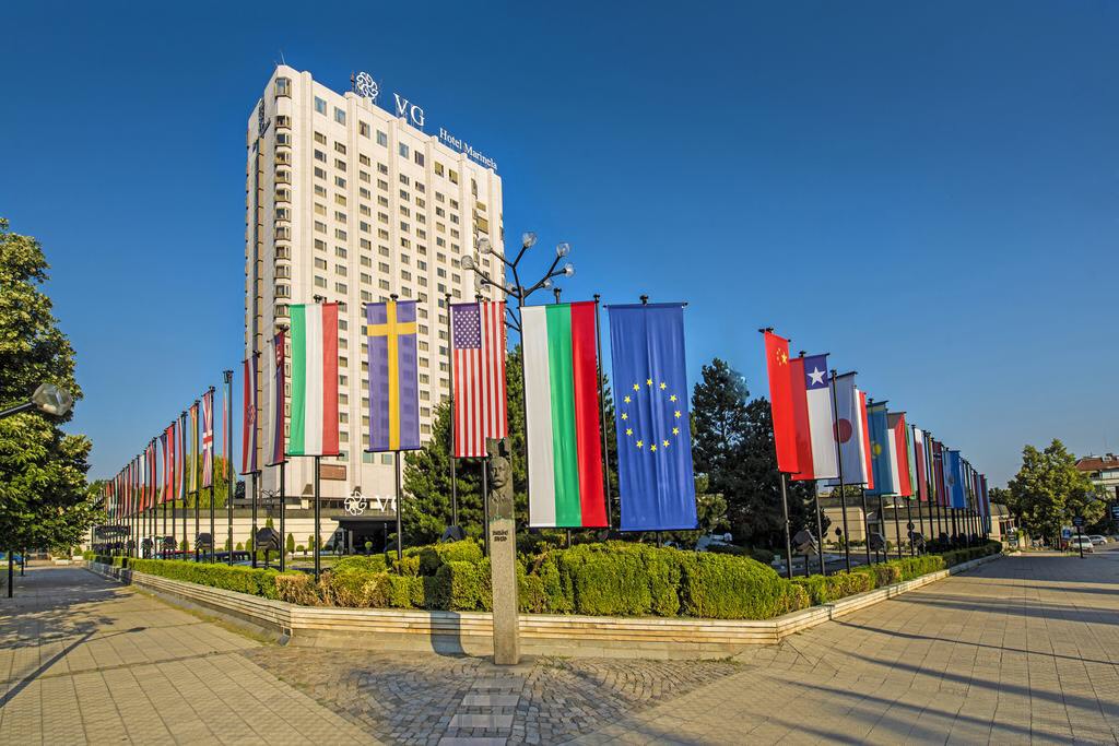 Hotel Marinela Sofia с отличие от World Luxury Hotel
