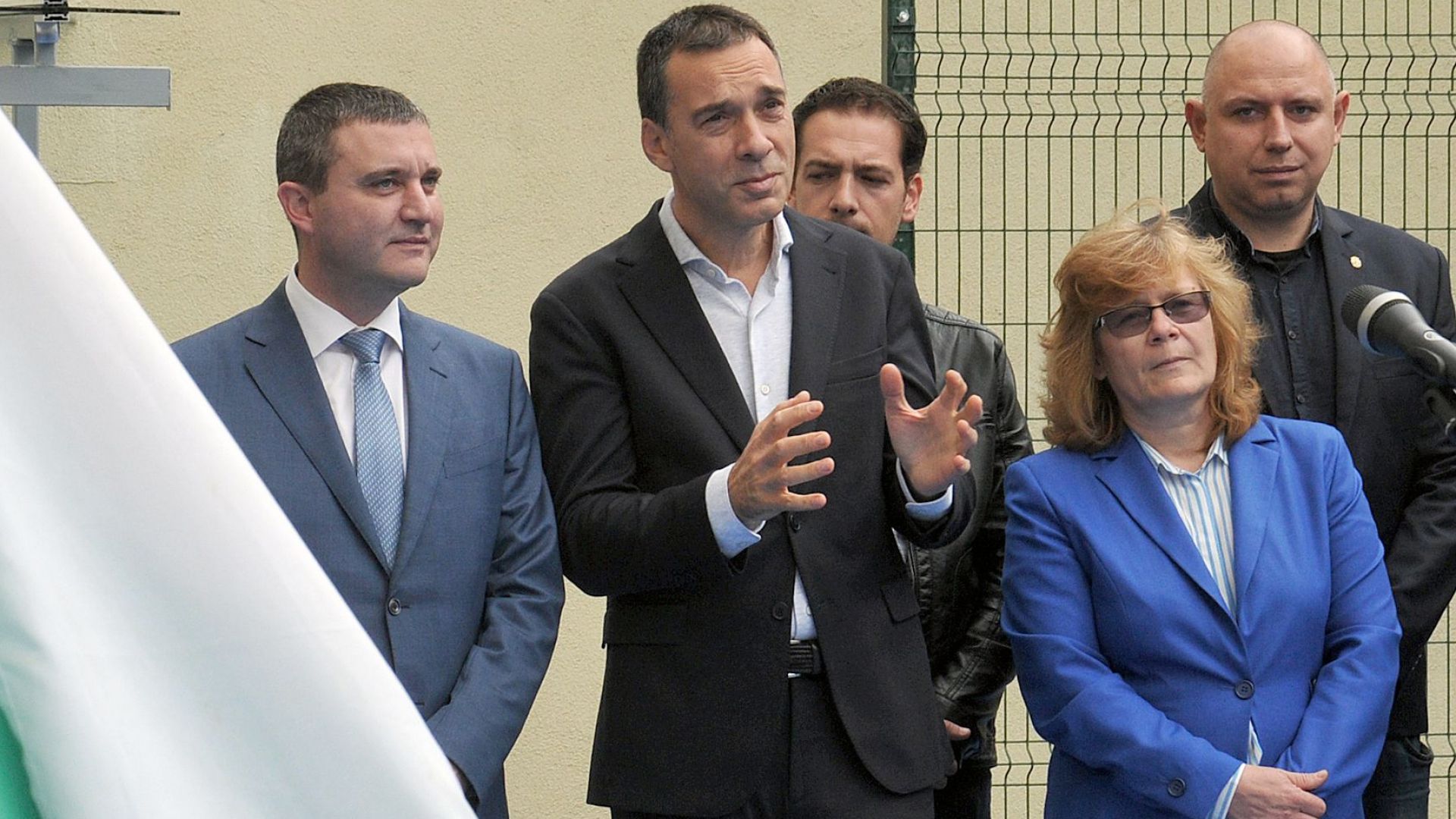 Има автомобили на които ще се вдигне данъкът има автомобили